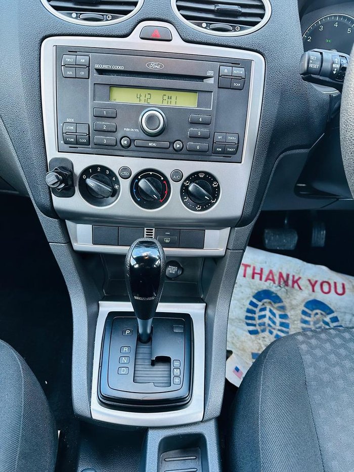 2005 Ford Focus CL LS Pure Silver