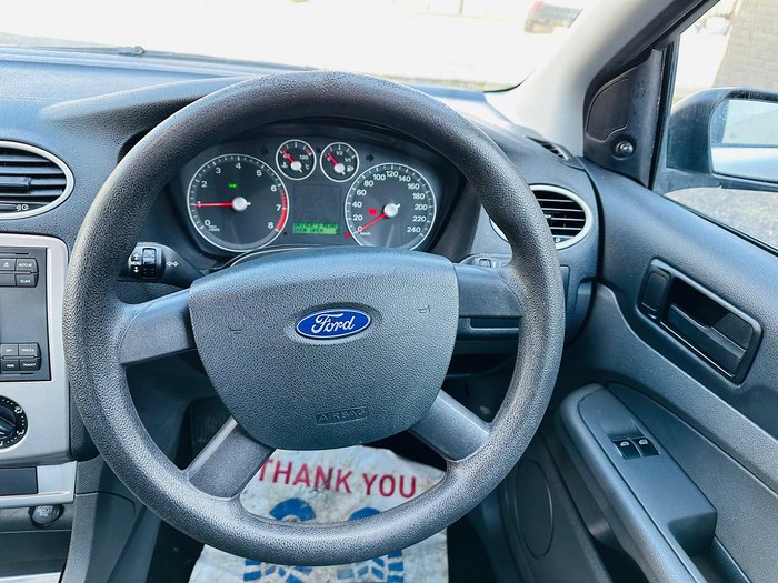 2005 Ford Focus CL LS Pure Silver