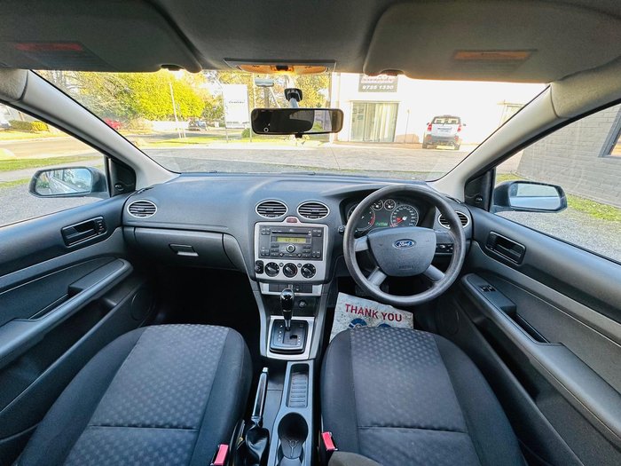 2005 Ford Focus CL LS Pure Silver