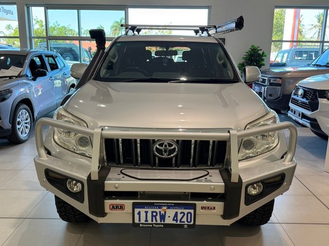 2012 TOYOTA LANDCRUISER