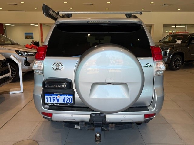 2012 TOYOTA LANDCRUISER