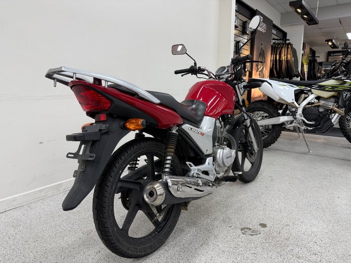 2017 Honda CB125E Red