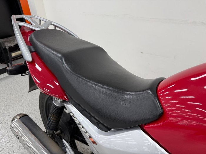 2017 Honda CB125E Red