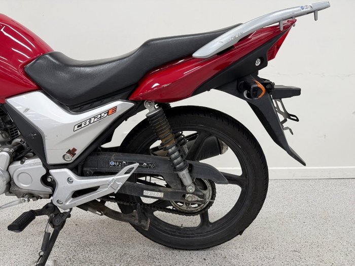 2017 Honda CB125E Red