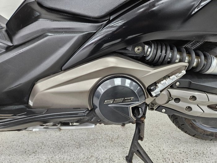 2020 Kymco AK 550 MATTE BLACK