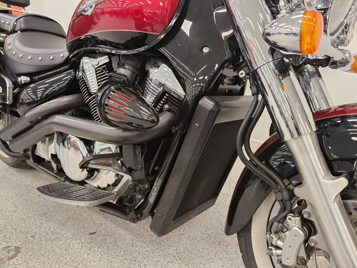 2009 Suzuki VLR 1800 BOULEVARD (C109R) Red