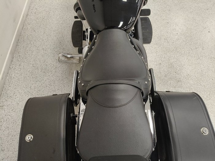 2009 Suzuki VLR 1800 BOULEVARD (C109R) Red
