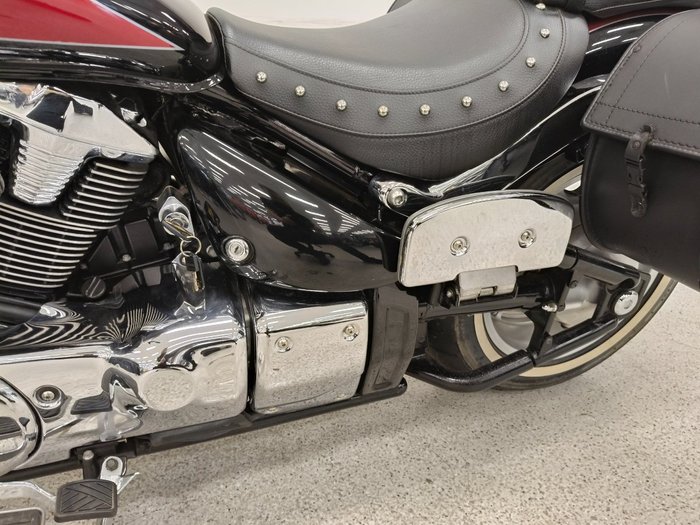 2009 Suzuki VLR 1800 BOULEVARD (C109R) Red