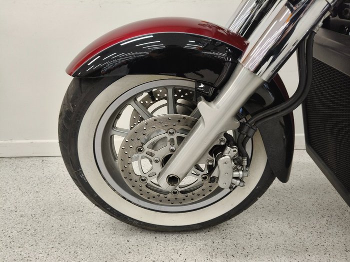 2009 Suzuki VLR 1800 BOULEVARD (C109R) Red