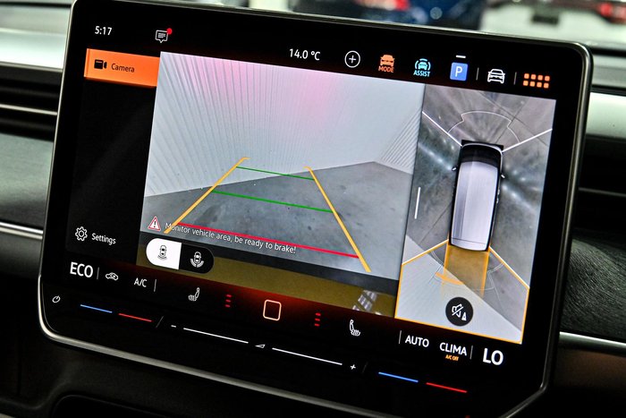 2025 Volkswagen ID. Buzz Pro BEV560