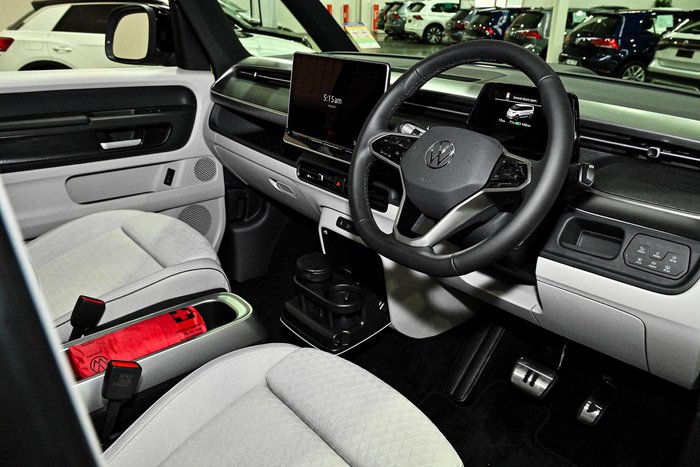 2025 Volkswagen ID. Buzz Pro BEV560