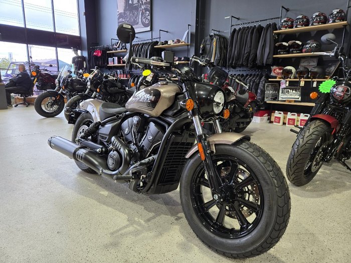2025 INDIAN SCOUT BOBBER LIMITED BRONZE