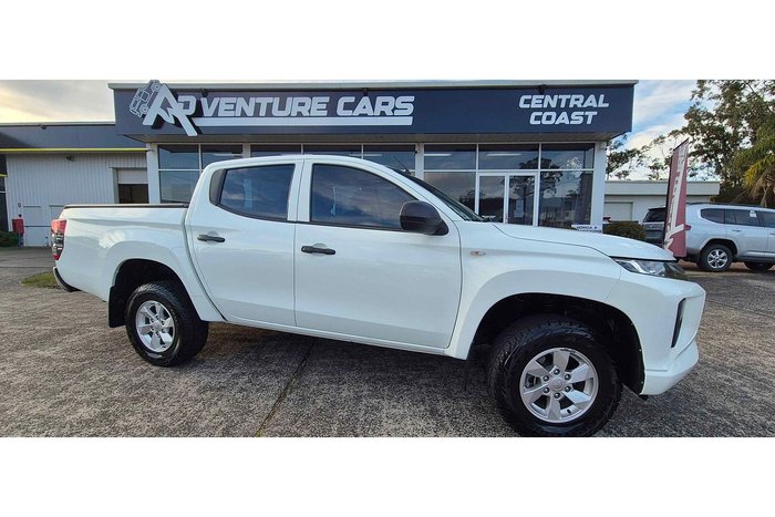 2018 Mitsubishi Triton GLX ADAS