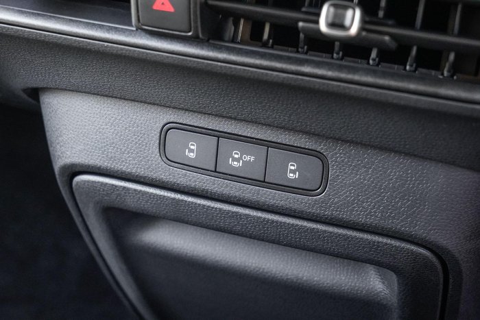 2025 Volkswagen ID. Buzz Pro BEV560