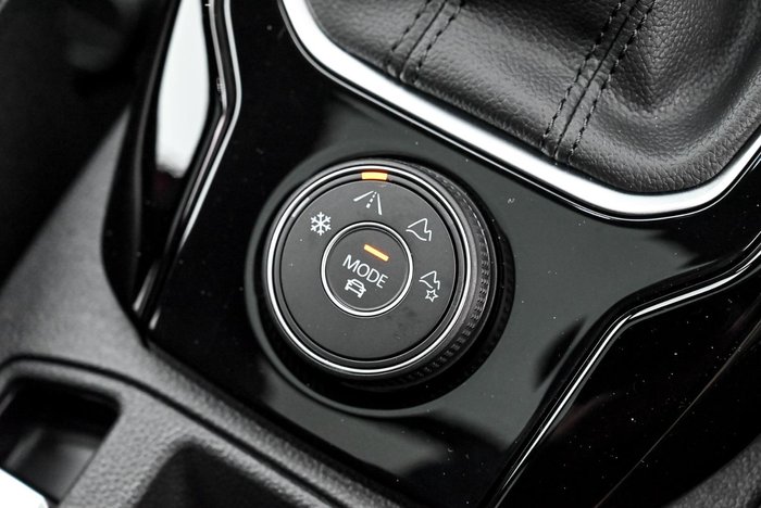 2025 Volkswagen T-Roc 140TSI R-Line