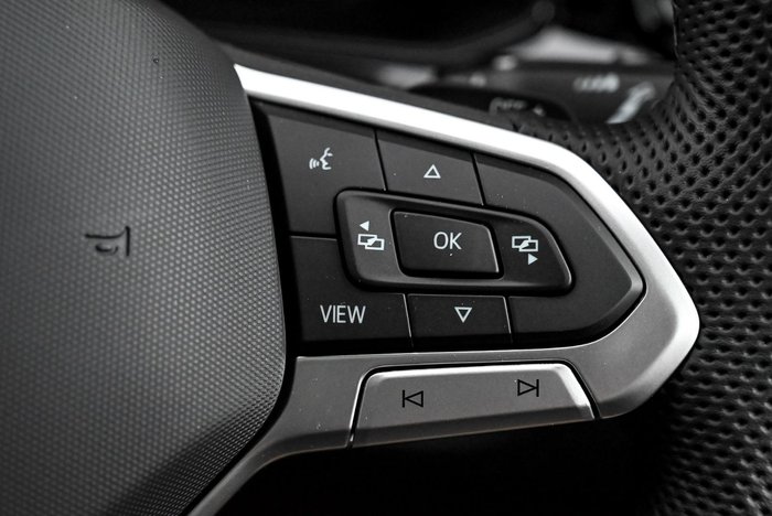 2025 Volkswagen T-Roc 140TSI R-Line