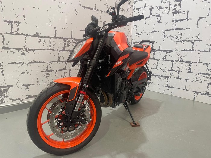2023 KTM 890 Duke GP Duke Orange