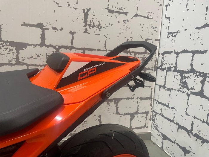 2023 KTM 890 Duke GP Duke Orange