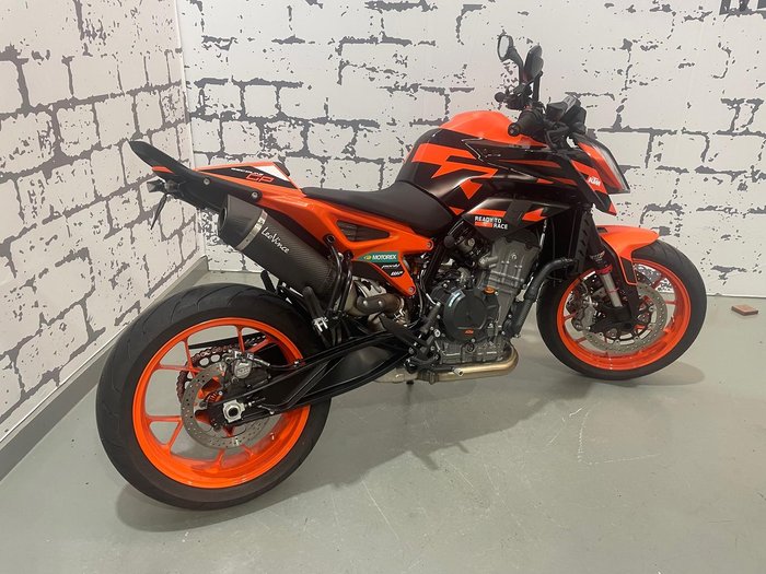 2023 KTM 890 Duke GP Duke Orange
