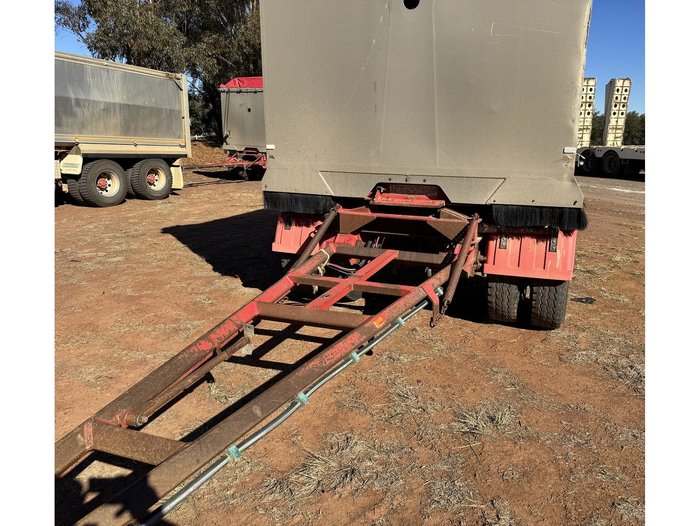 2010 Kenworth T402 Truck & Dog Trailer Package