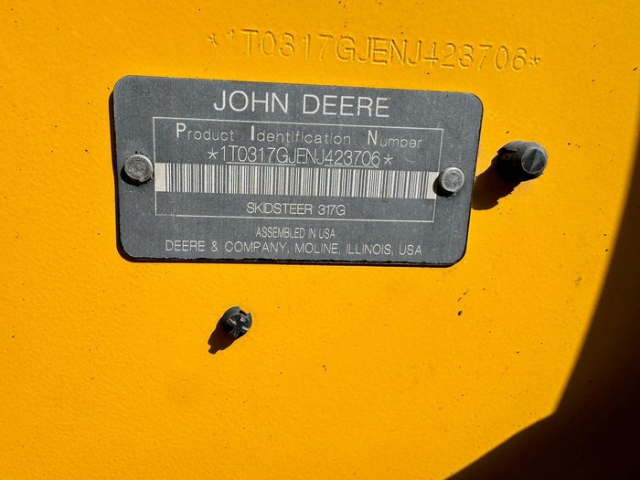 John Deere 317G Skid Steer