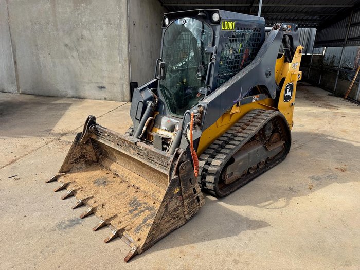 John Deere 317G Skid Steer