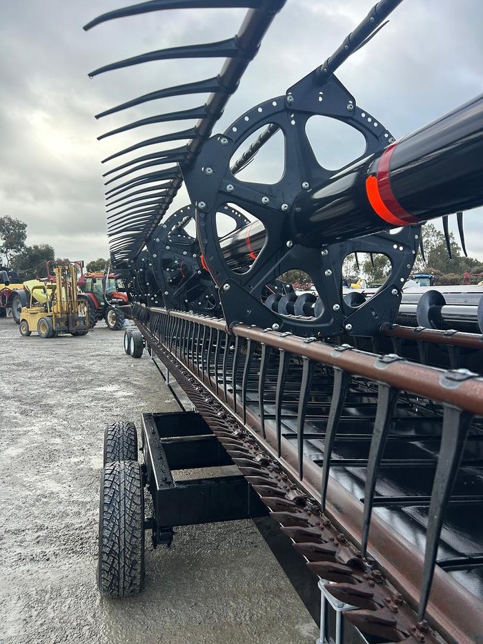 2020 MacDon D140