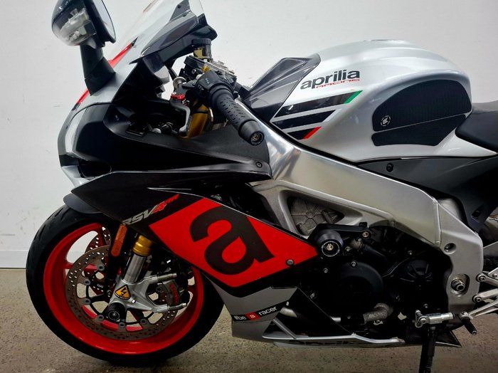 2017 APRILIA RSV4 RR Black