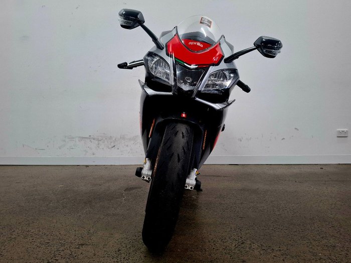2017 APRILIA RSV4 RR Black