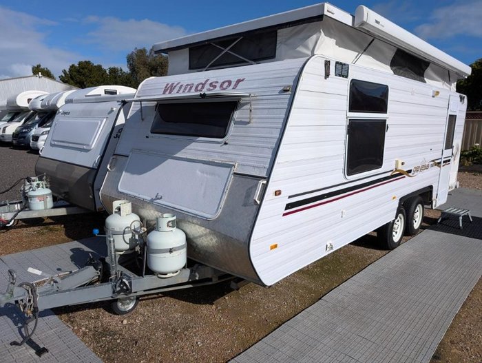 2009 Windsor Genesis Gp582