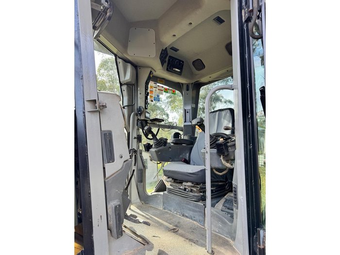 2008 Caterpillar 12M