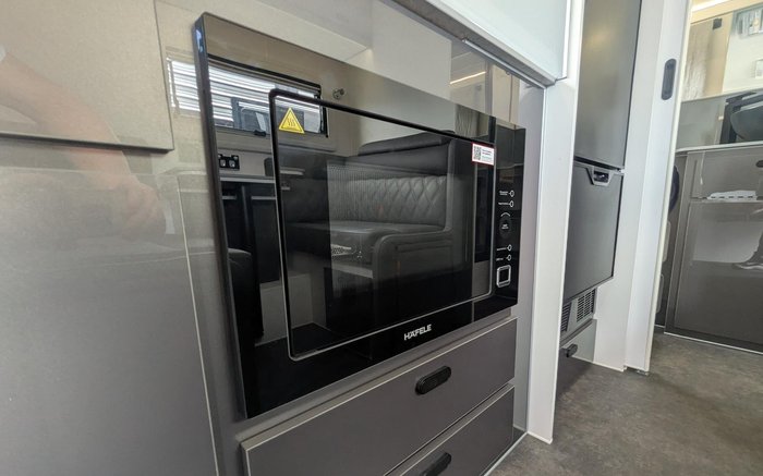 2025 JB Caravans Gator X Ev (16'11)