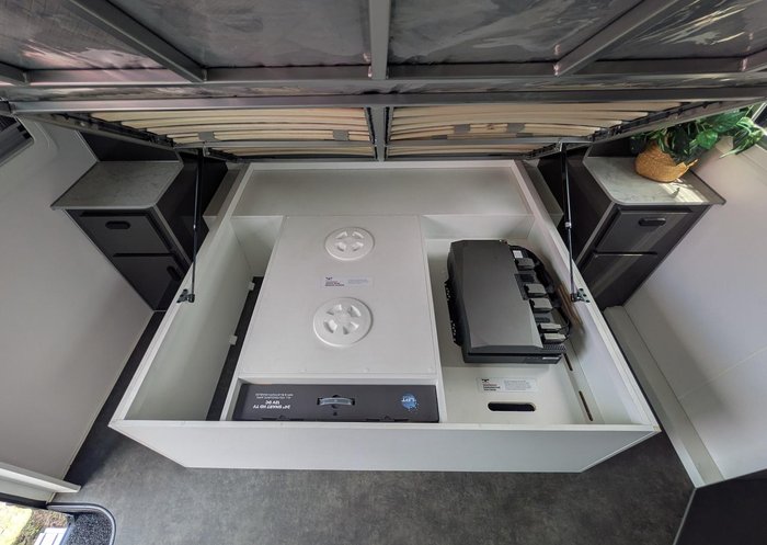 2025 JB Caravans Gator X Ev (16'11)