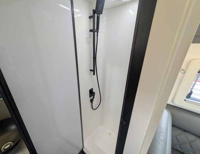 2025 JB Caravans Gator X Ev (16'11)