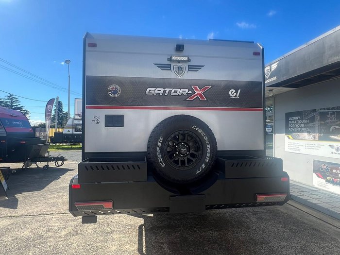 2025 JB Caravans Gator X 16'11 Front Door Ev