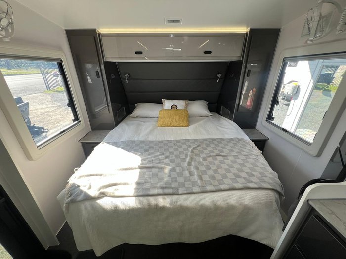 2025 JB Caravans Gator X 16'11 Front Door Ev