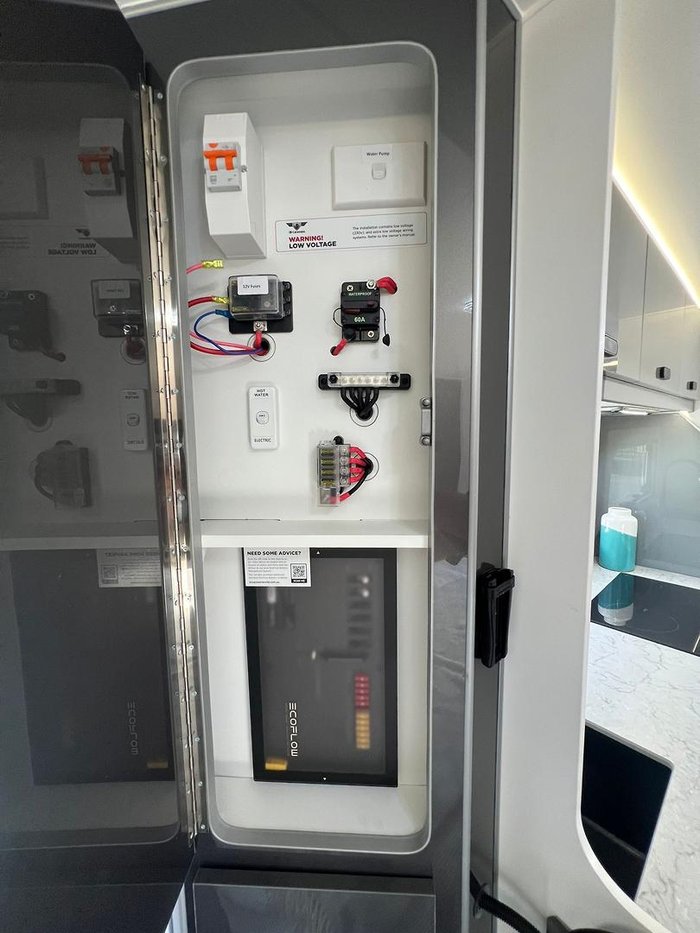 2025 JB Caravans Gator X 16'11 Front Door Ev