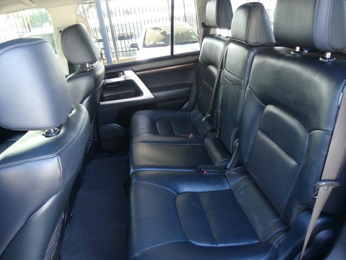 2018 Toyota Landcruiser