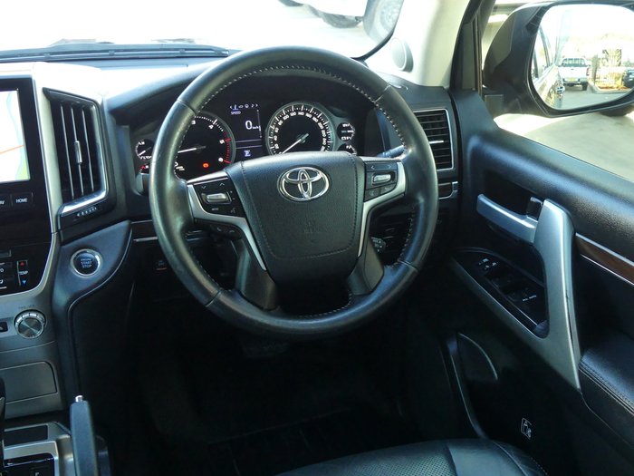 2018 Toyota Landcruiser