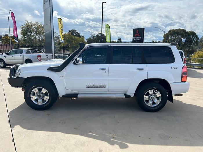 2016 Nissan Patrol ST