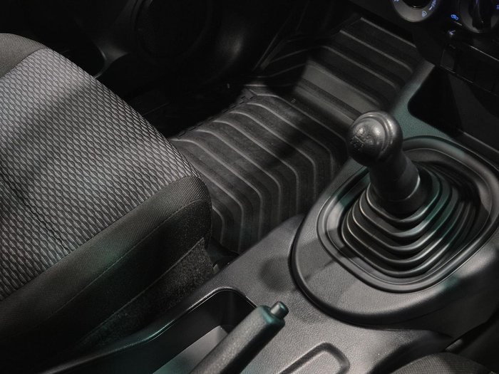 2022 Toyota Hilux Workmate TGN121R 4x2 Glacier White