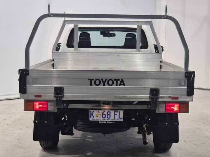 2022 Toyota Hilux Workmate TGN121R 4x2 Glacier White