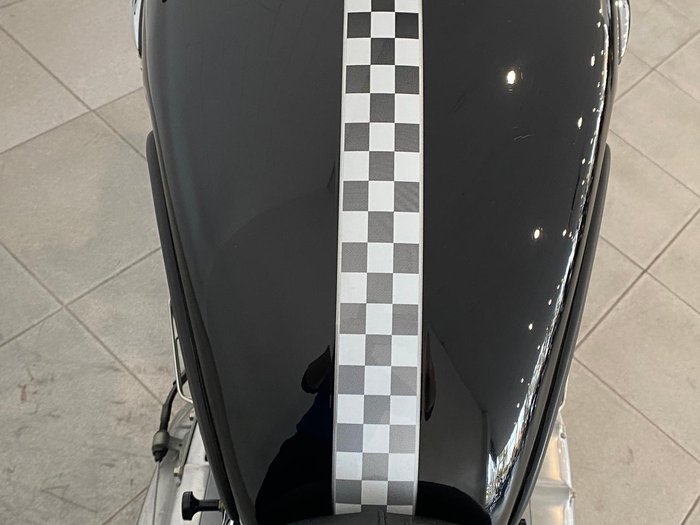2005 Triumph Thruxton 900 Thruxton Black