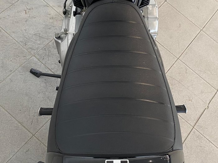 2005 Triumph Thruxton 900 Thruxton Black