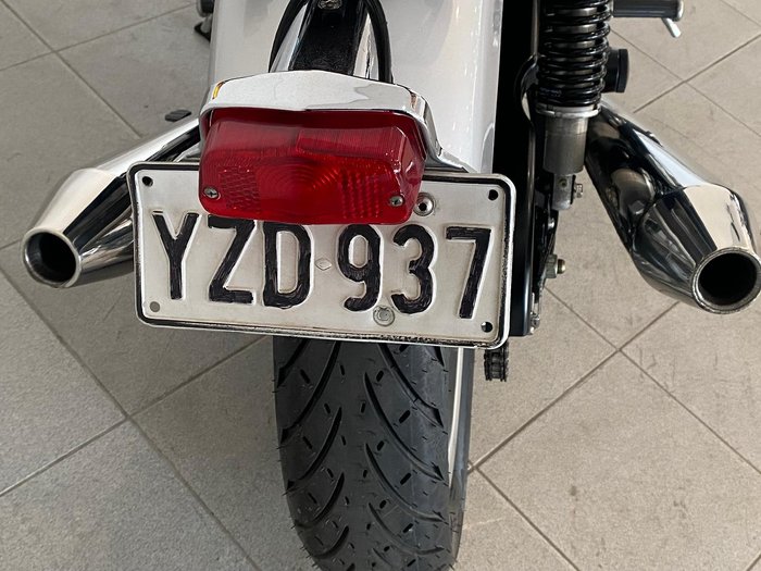 2005 Triumph Thruxton 900 Thruxton Black