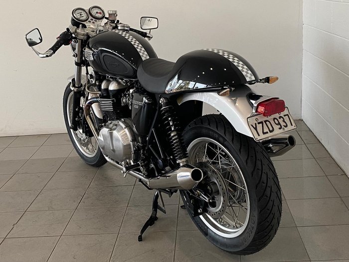 2005 Triumph Thruxton 900 Thruxton Black