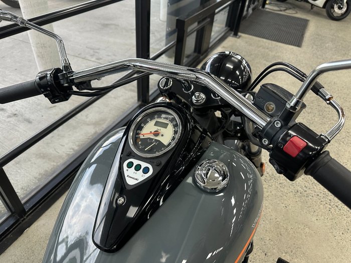 2019 Kawasaki VULCAN 900 (VN900) CUSTOM Grey