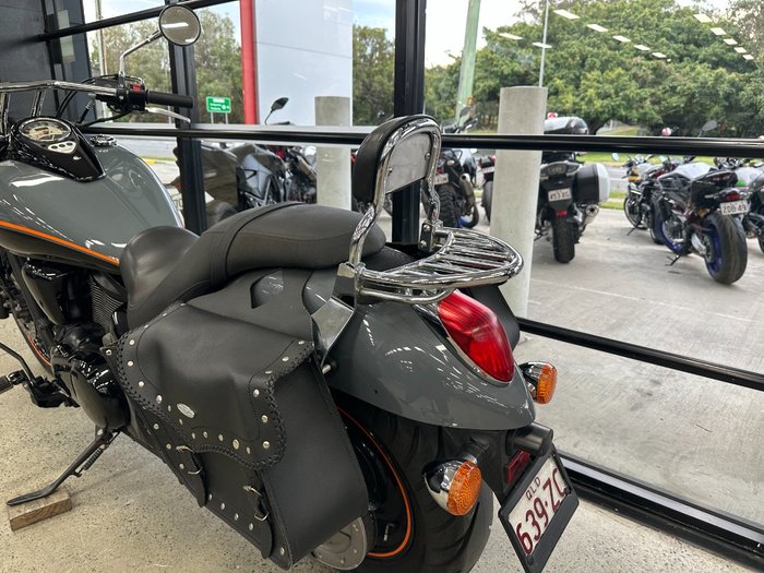 2019 Kawasaki VULCAN 900 (VN900) CUSTOM Grey