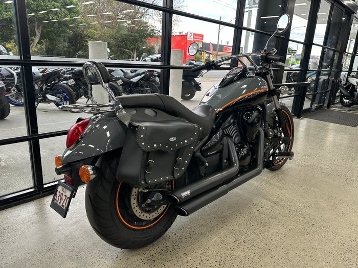 2019 Kawasaki VULCAN 900 (VN900) CUSTOM Grey
