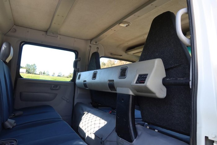 2015 Fuso Canter Fe 815 Crew Cab Amt Auto